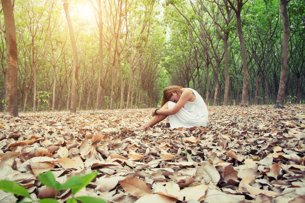 nous persistons souvent à nous penser comme extérieurs à la nature, comme des observateurs détachés d’un univers que nous pourrions contrôler